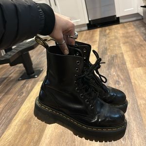 🖤JADON Dr. Martens Platform Boot🖤